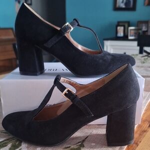 Dream Pairs Black Suede Block Heels, Buckle Strap Size 7.5 New In Box,